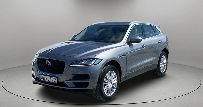 Jaguar F-Pace cena 169900 przebieg: 44000, rok produkcji 2020 z Witnica małe 379